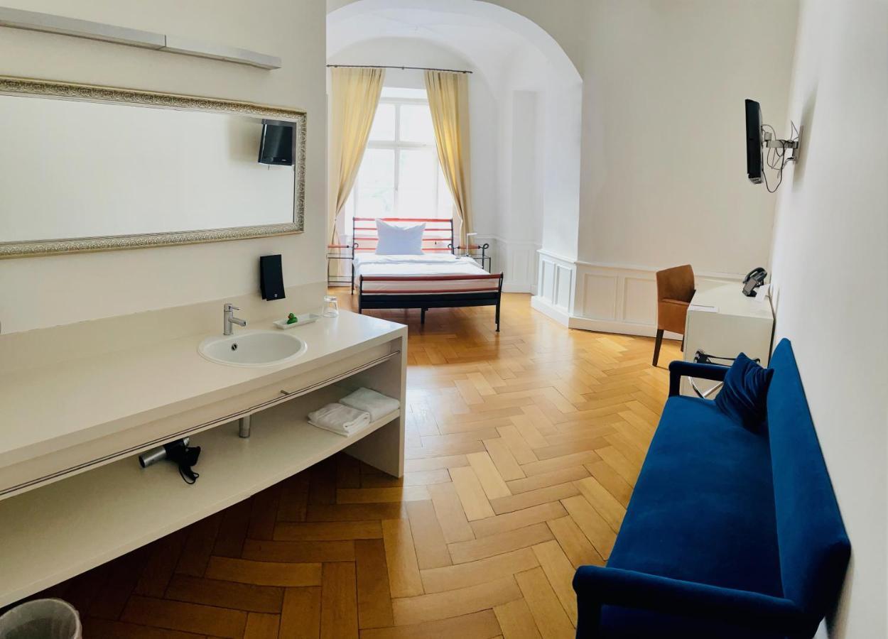 Schlossparkhotel Mariakirchen Arnstorf Bagian luar foto
