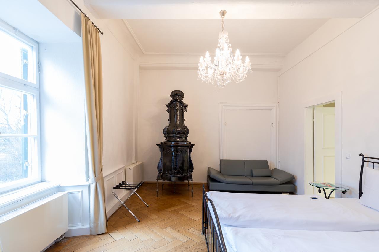 Schlossparkhotel Mariakirchen Arnstorf Bagian luar foto