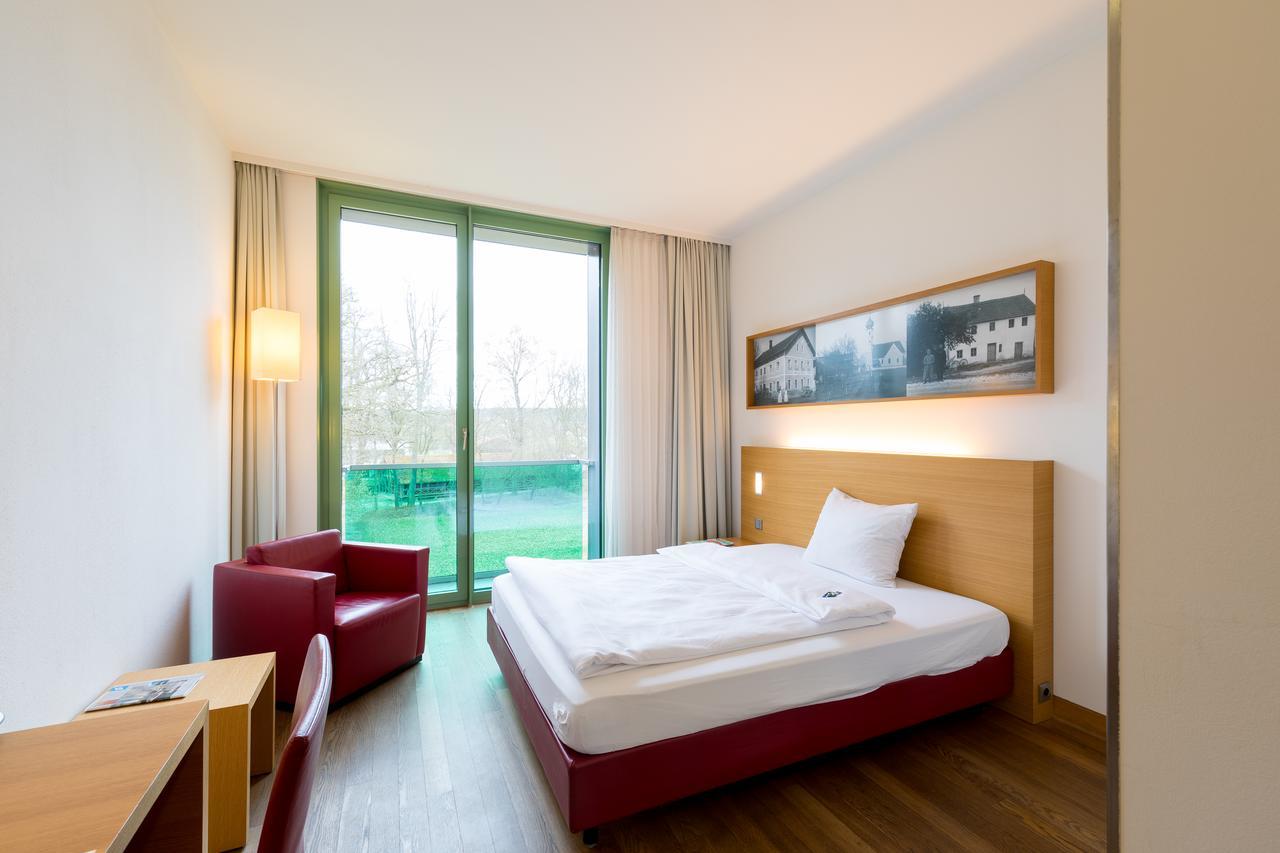 Schlossparkhotel Mariakirchen Arnstorf Bagian luar foto